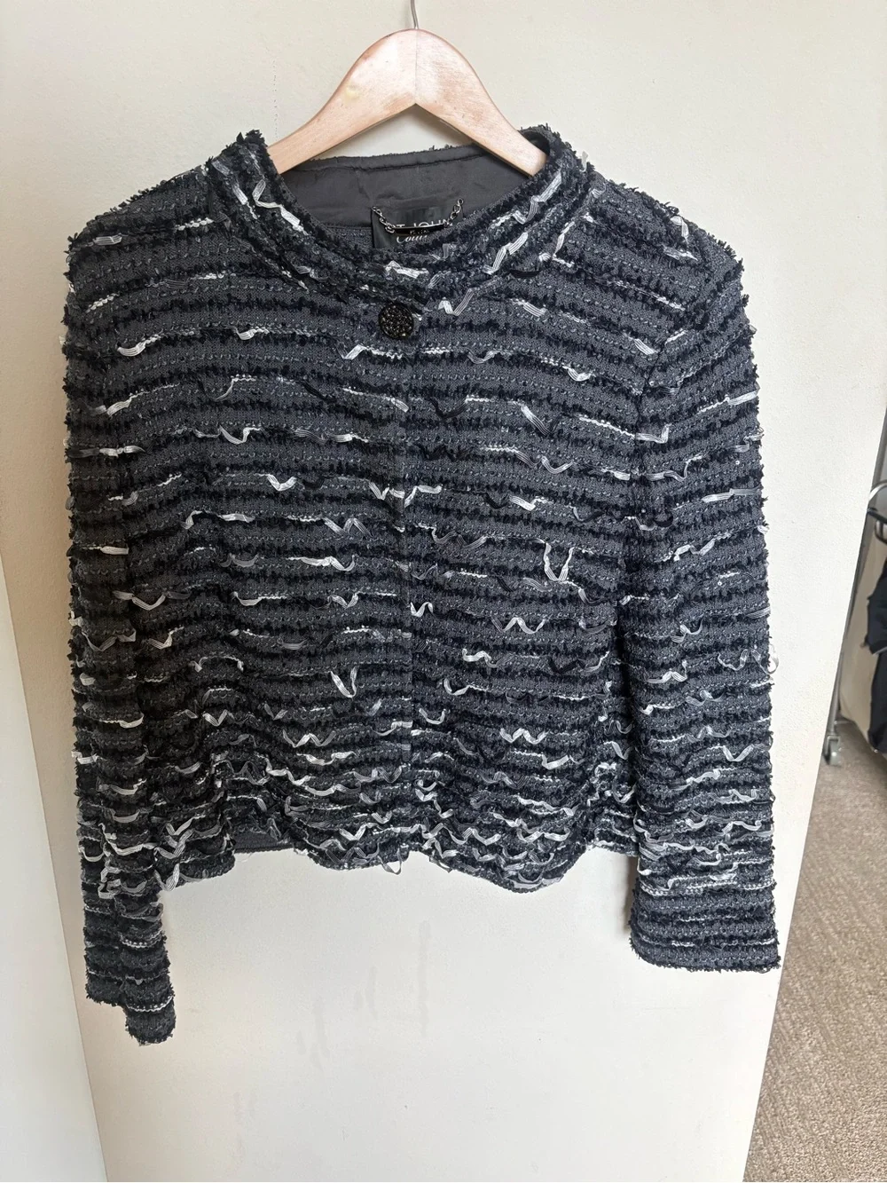 St. John COUTURE Black & Gray Textured Bouclé Jacket